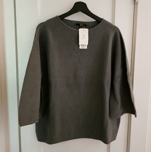 Uniqlo NWT 3D knit sweater | Size XL